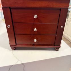 WOOD JEWELRY BOX
