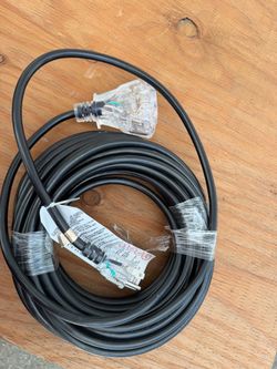 Extensión cord. 50 Ft 14/3 Guage.