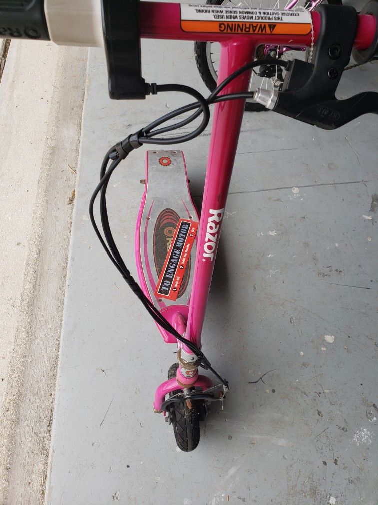 Razor electric scooter