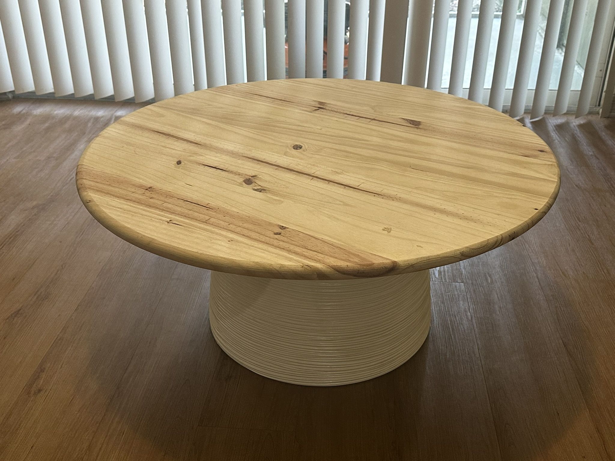 Cofre Table