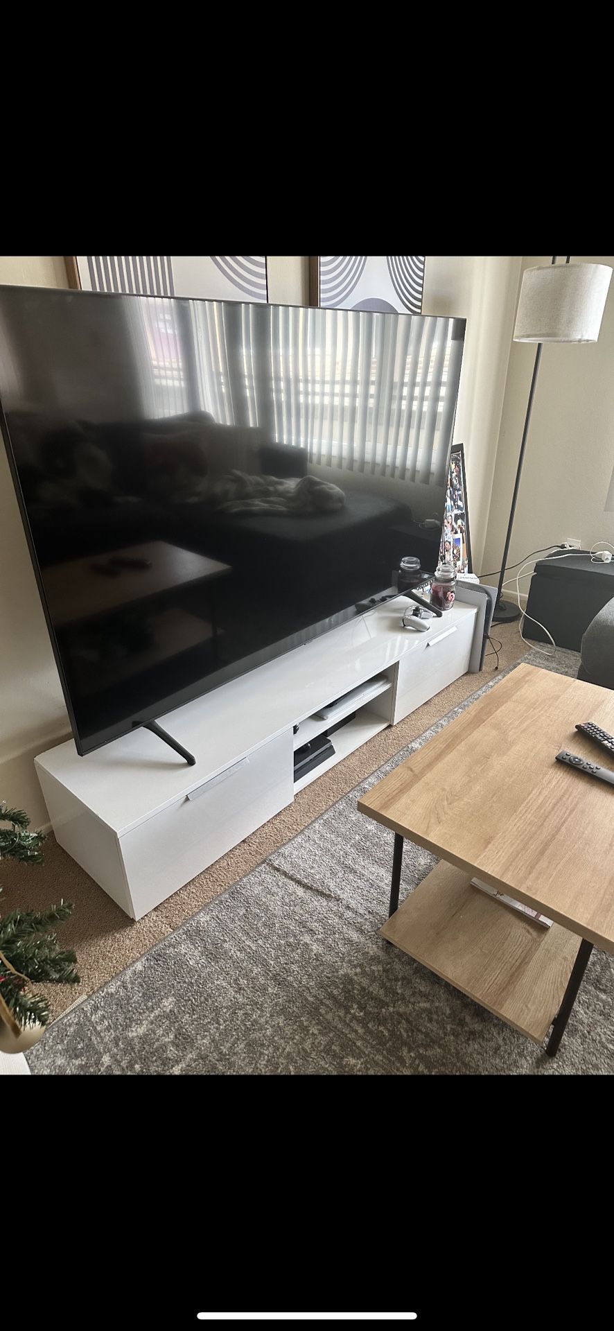 Tv Stand/Console 
