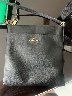 Authentic Coach Kitt Messenger Crossbody Bag Purse Black Crossgrain Leather Slim 8x8 59975