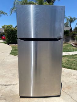 LG 33” Stainless Steel Top Freezer With Ice Maker Machine Refrigerator