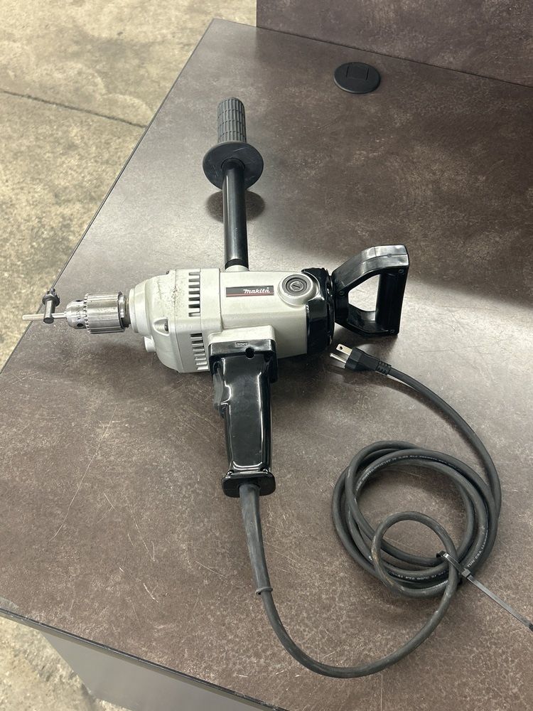 Makita DS4000 1/2 Inch Spade Handle Drill