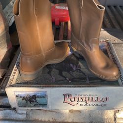 Potrillo Men Boots