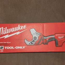 Milwaukee M12 PVC Plastic Pipe Shear