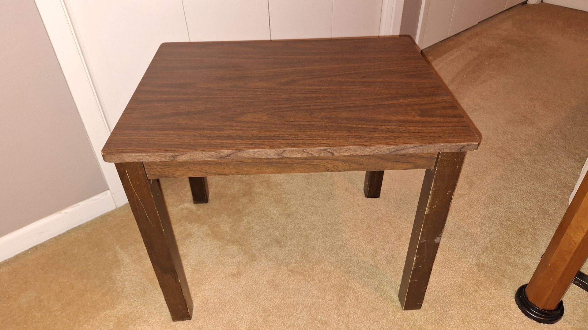 Table/Nightstand