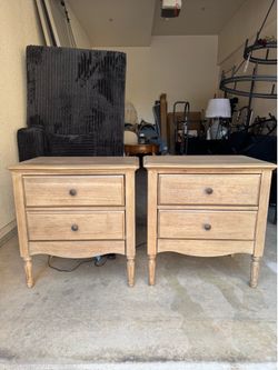 Natural Oak Nightstands