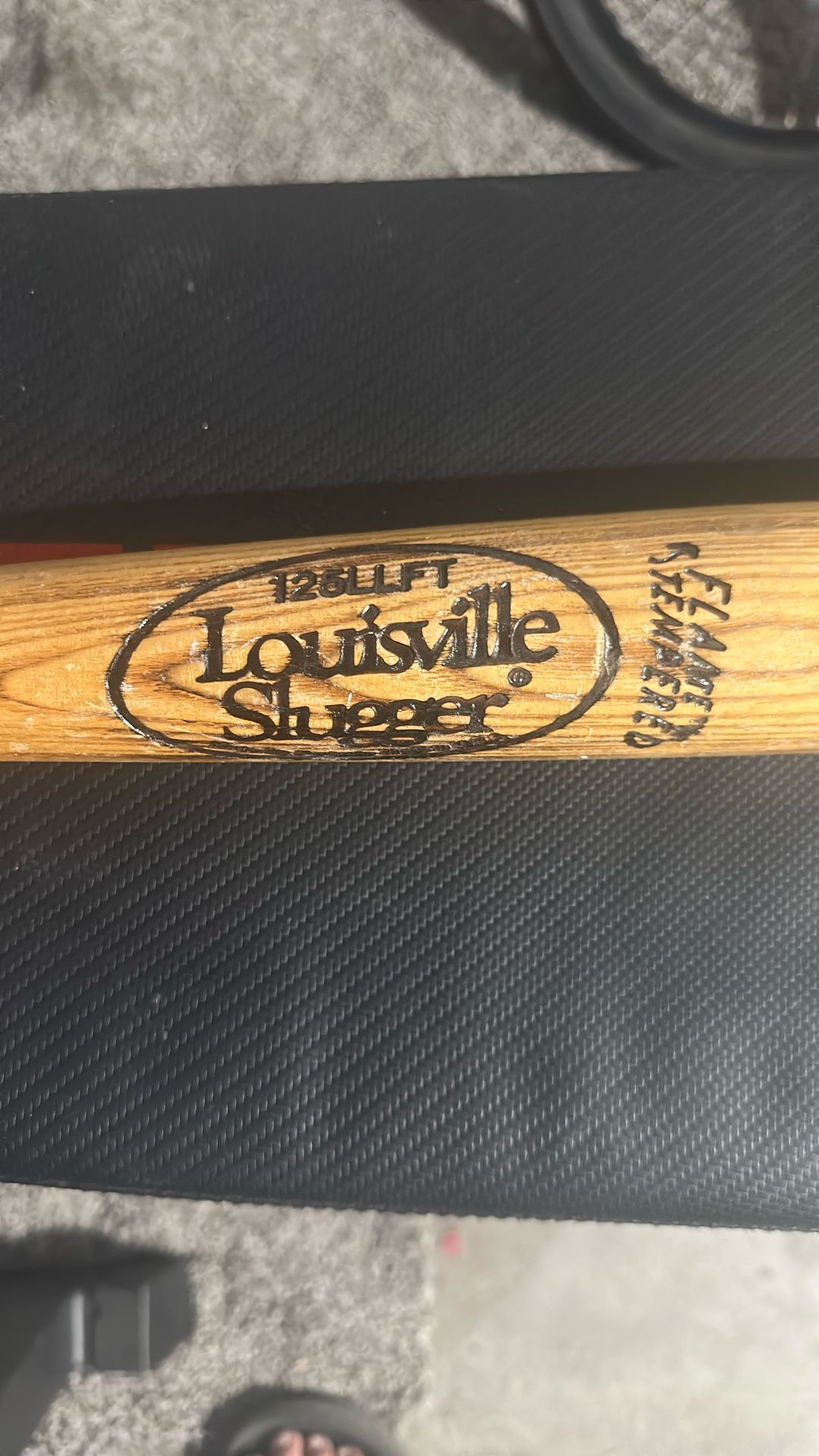 Vintage Baseball Bat Louisville/easton/glove