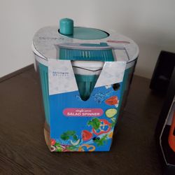 New Frigidaire Single Salad Spinner