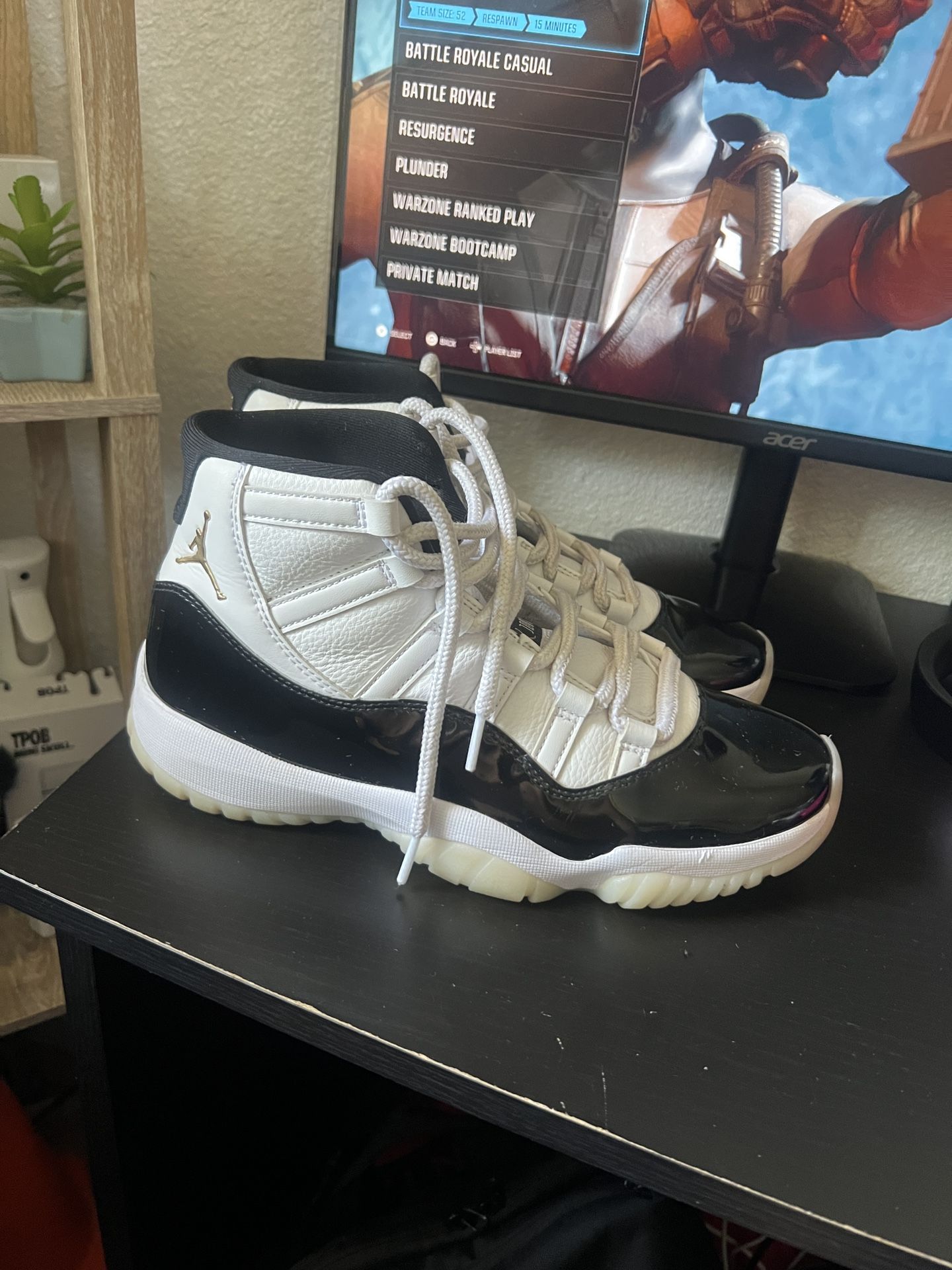 Jordan 11s