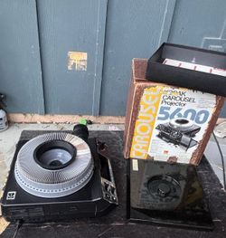 Kodak 5600 Carousel Slide Projector Complete WORKS