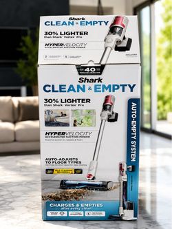 🔥 Shark Clean & Empty Cordless Vacuum – Brand New 🔥