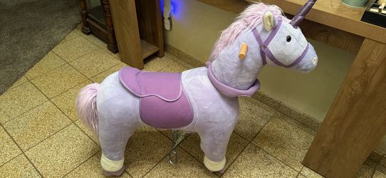 Qaba Ride on Horse for Kids 4-7 Years, 37.8 Inch Height Plush Riding Unicorn, Walking Horse Animal with Rolling Wheels for Active Play, No Batteries R