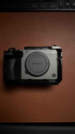 Sony FX30 w/ Smallrig cage