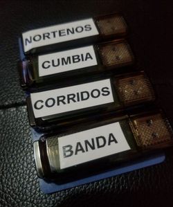 Memorias usb con musica o videos al gusto pregunte sin compromiso de compra