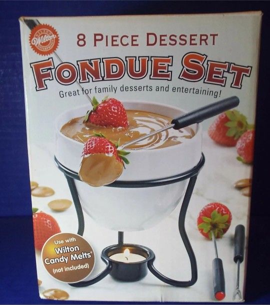 Wilton Dessert Fondue Set 8 piece set/New