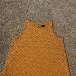 beautiful Ann Taylor orange sleeveless top size S 