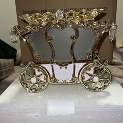 Bath & Body Works DISNEY PRINCESS Light-Up Carriage Pedestal Candle Holder