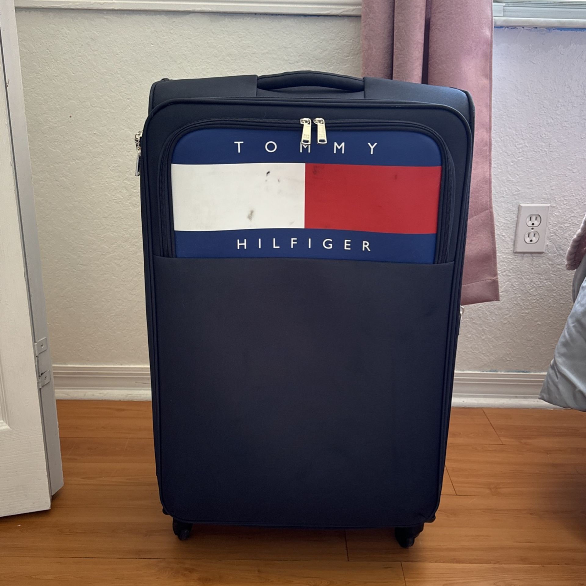 Tommy Hilfiger Checked Bag, One use