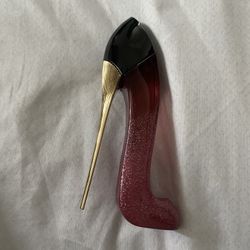 Carolina Herrera perfume 