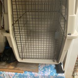 Travel Aire Large Dog Kennel Good Condition 