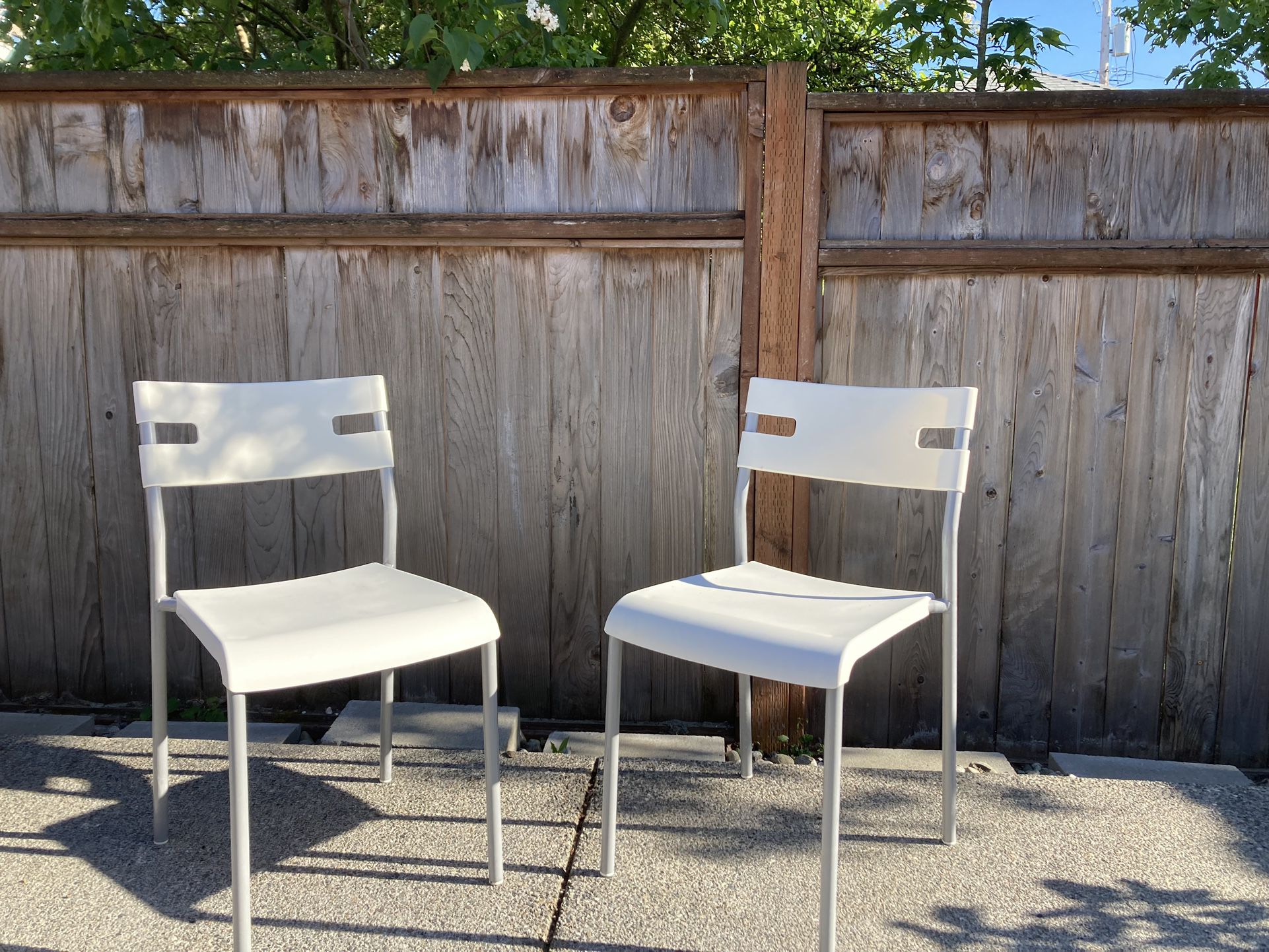 2 Chairs Indoor Or Outdoor