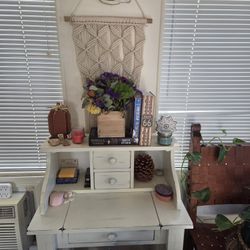 Desk And Chair