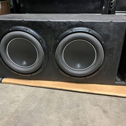 2 Jl Audio 10w6v3 Subs And Jl Hd1200/1