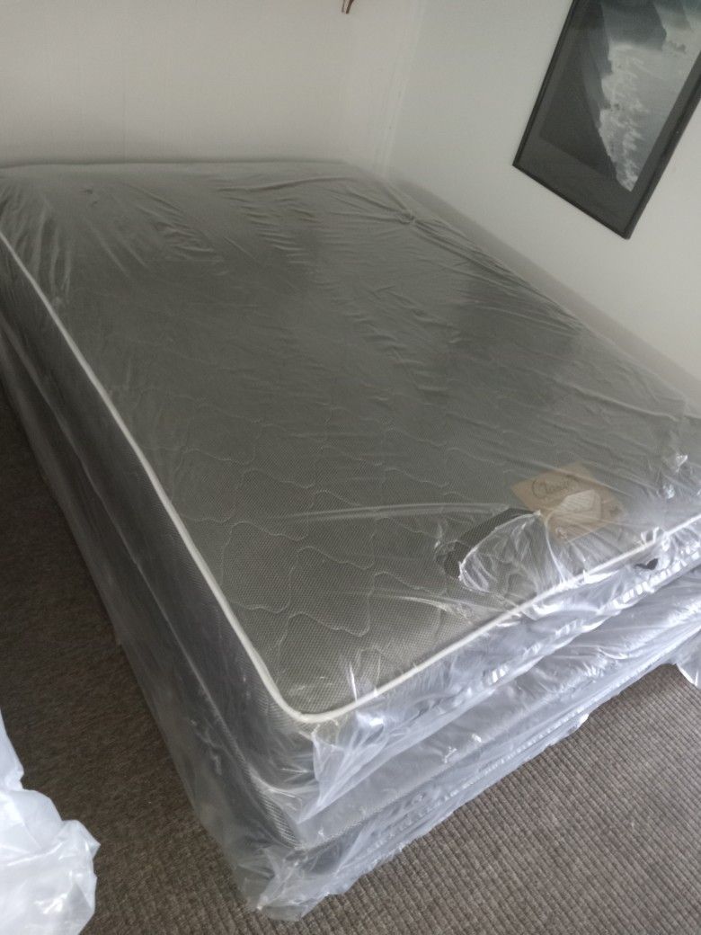 Queen Mattress Deals Available