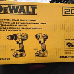DEWALT 20V MAX* Drill Driver/Impact Driver Combo Kit