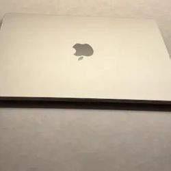 2022 MacBook Air M2 Chip 16gb