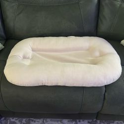 Snuggle Me Lounger For Baby - Barely Used - Great Condition No Stains. $40