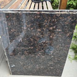 Granite Top 21x26