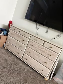 10 Drawer Dresser