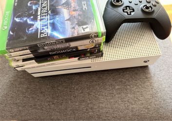 Xbox One s 1TB W/ games
