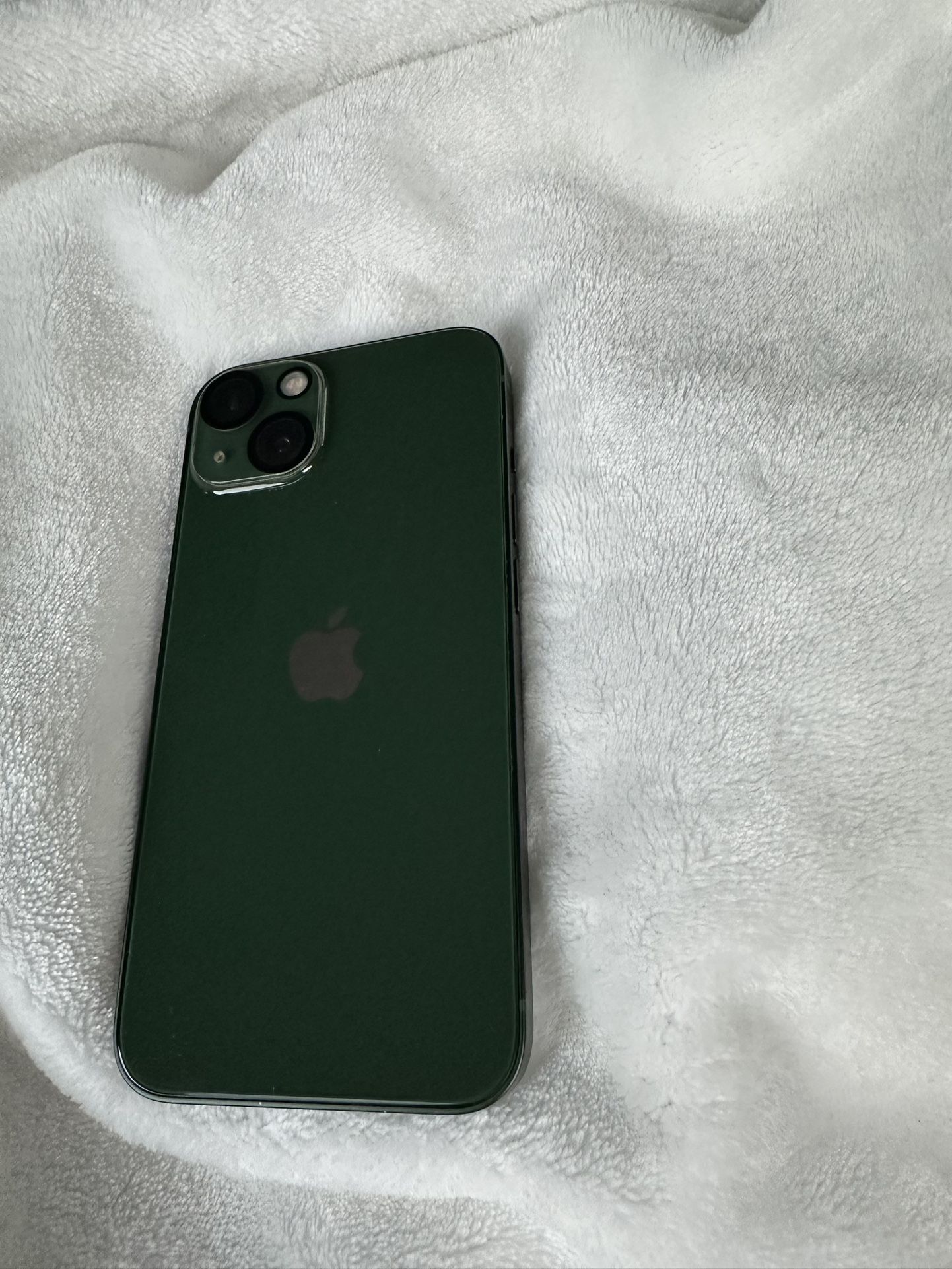 iPhone 13 <<256GB— 128GB>>