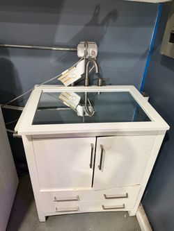 White Bathroom Vanity with Faucet and mirror