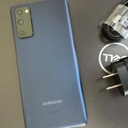 Samsung Galaxy S20 FE  , Factory Unlocked,  Excellent Condition 