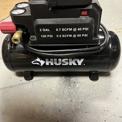 Husky 2 Gallon Air Compressor 