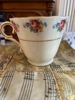 Vintage Tea Cup by COLCLOUGH Genuine Bone CHINA, No Saucer,