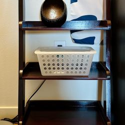 Solid wood ladder shelving unit