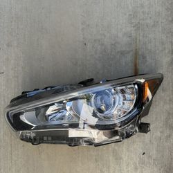 2014-2020 Infiniti Q50 Headlight 