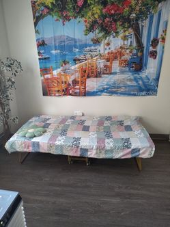 Like New Rollaway Bed on Wheels