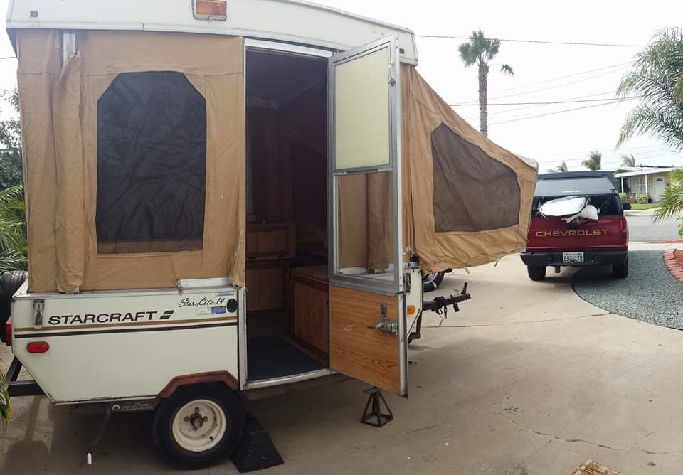 Camper 1985 Starcraft Starlite 14 pop up tent trailer
