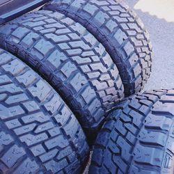 2023 ONLY TIRES MICKEY THOMPSON BAJA LEGEND EXP LT 305/55/R20 ONLY 50 MILES $ 1250