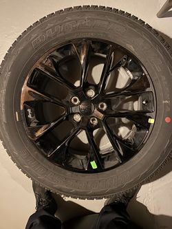 Jeep Wrangler Tires 275/55R20