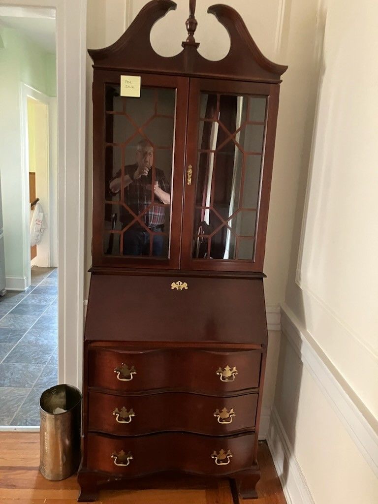 Secretary/desk