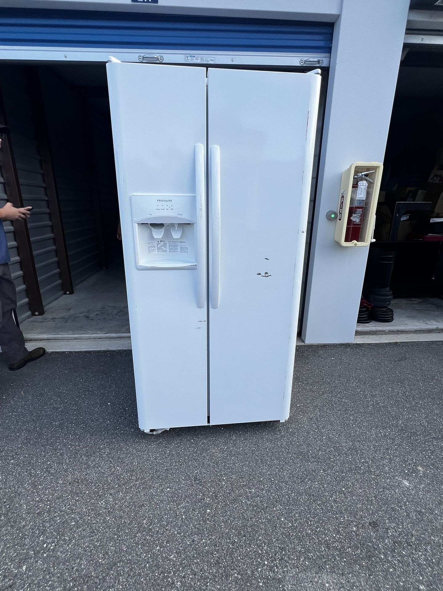 Frigidaire Refrigerator Side By Side