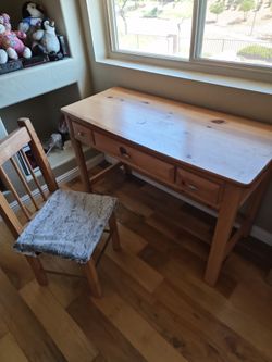 3 draw student desk and chair